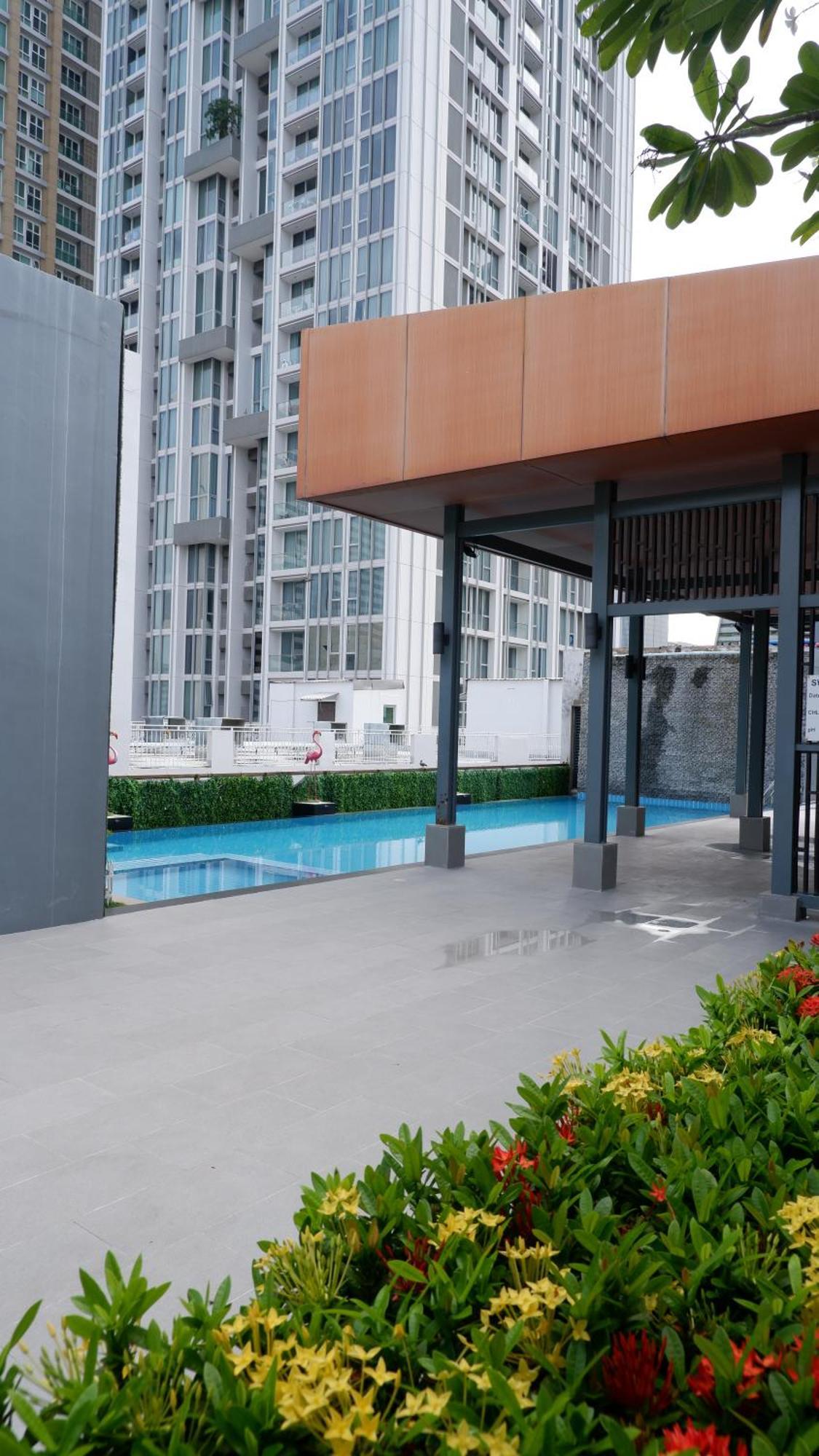 18 Residence Bangkok Exterior photo